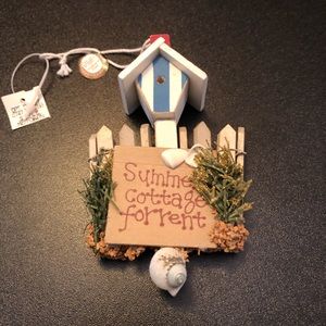 Ornament- Summer cottage for rent